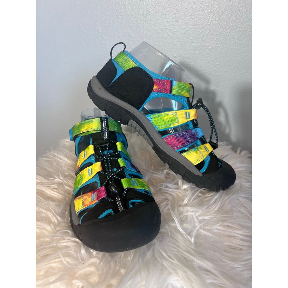 Keen Newport H2 Water Sandal Shoe Hiking Closed Toe Bungee Rainbow Tie Dye 7.5W